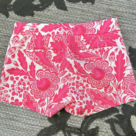 J. Crew Pink and White Bermuda Shorts Floral Pattern - Picture 2 of 3